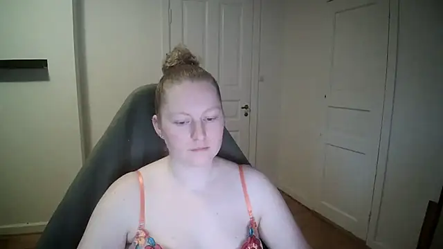 Girlnina-1995 online show from 01-22-25, 11:56