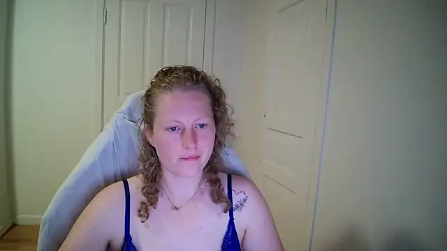 Girlnina-1995 online show from 05-20-26, 06:14
