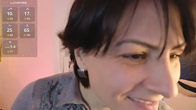 LorenDaze online show from 03-11-25, 01:56