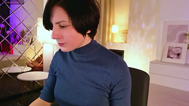 LorenDaze online show from 02-14-26, 07:49