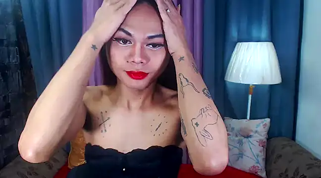 Snapshot of ELLIZABETHFORCUMXX chatting on 01-26-25, 05:02 ELLIZABETHFORCUMXX online show from 01-26-25, 05:02