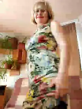 IrmaRose online show from 03-08-25, 07:38