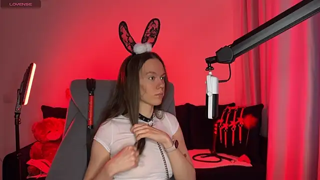 DivineBite online show from 09-23-25, 01:47