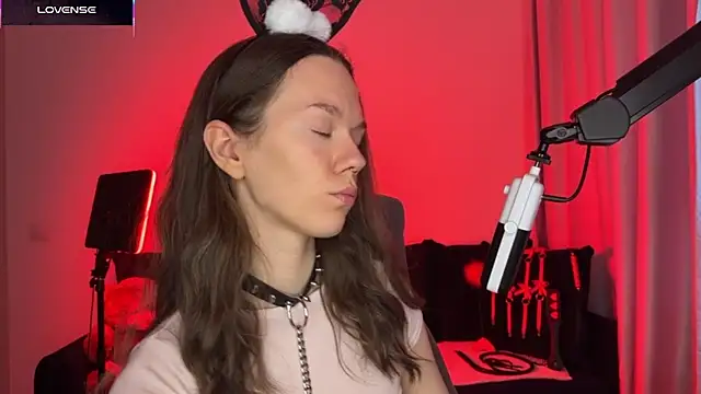 DivineBite online show from 10-06-25, 01:30