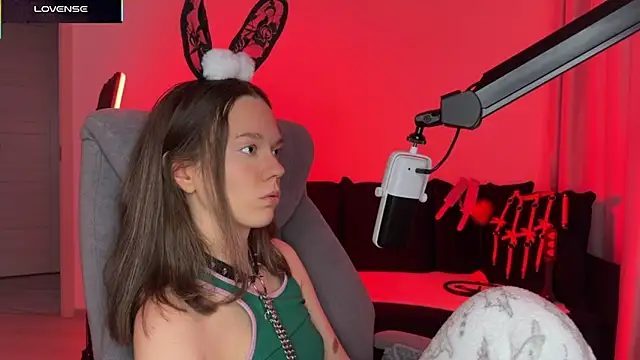 DivineBite online show from 10-27-25, 12:20