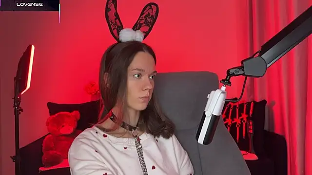 DivineBite online show from 10-29-25, 03:14