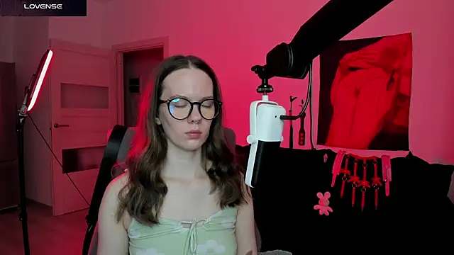 DivineBite online show from 03-13-26, 05:52