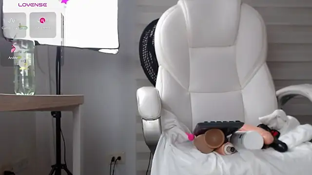 kimara lion online show from 03-12-25, 09:34