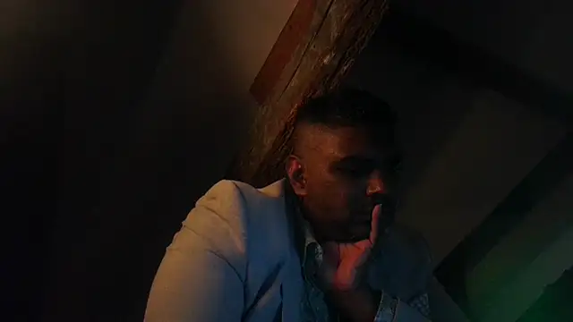 Snapshot of Bandusrilankasexymen chatting on 09-10-25, 10:10 Bandusrilankasexymen online show from 09-10-25, 10:10