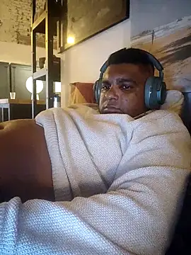 Snapshot of Bandusrilankasexymen chatting on 12-22-25, 11:13 Bandusrilankasexymen online show from 12-22-25, 11:13