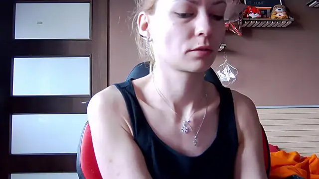 karo123421 online show from 01-15-26, 06:18