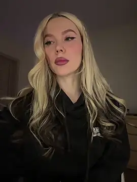 xDinnax online show from 04-18-26, 07:18