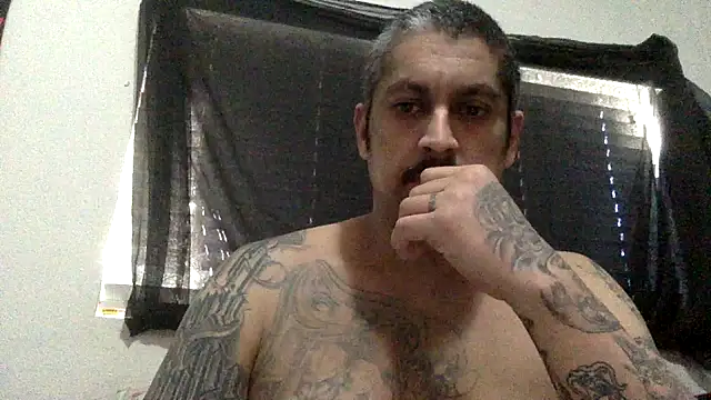 Snapshot of Vision1285 chatting on 01-14-25, 05:12 Vision1285 online show from 01-14-25, 05:12