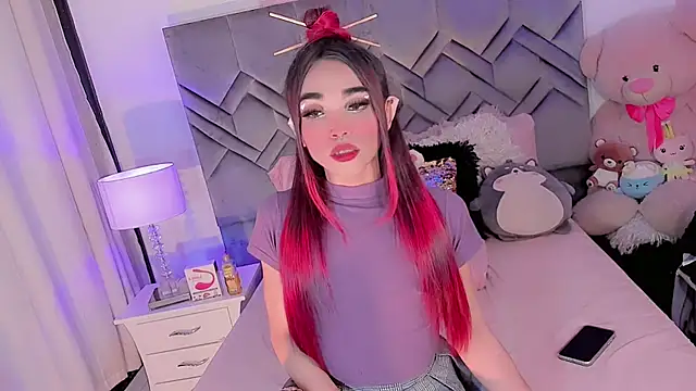 LeyXandrabraz online show from 03-18-25, 08:37