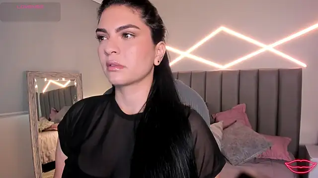 Veronicalanx1 online show from 05-12-26, 11:40