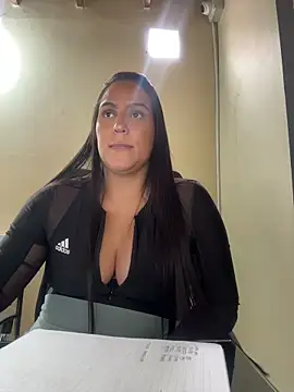 kendall 52 online show from 03-06-26, 03:19