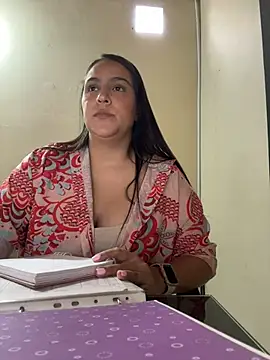 kendall 52 online show from 03-24-26, 02:33