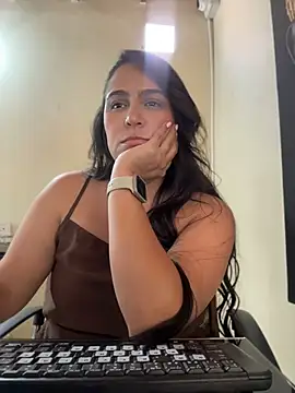 kendall 52 online show from 07-28-26, 04:39