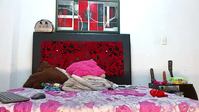 LexiStone  online show from 04-08-26, 02:17