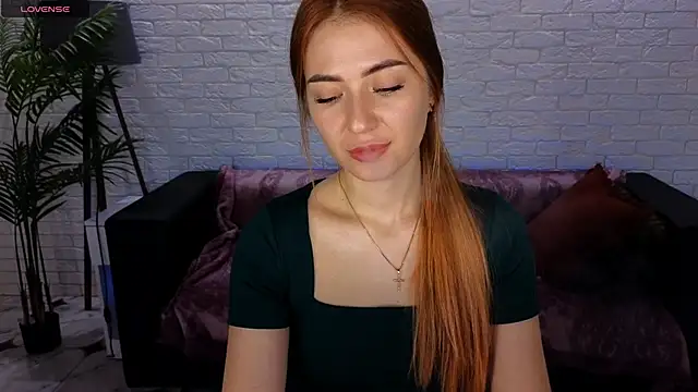 Adelyna Bird online show from 12-06-24, 11:33