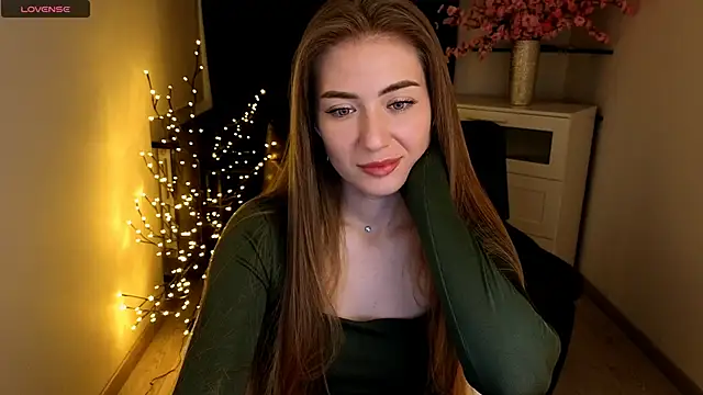 Adelyna Bird online show from 05-14-26, 06:53