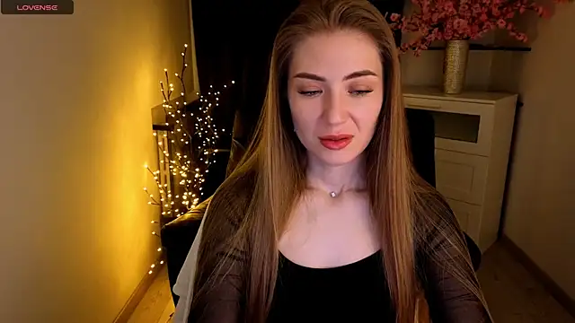 Adelyna Bird online show from 05-17-26, 06:44