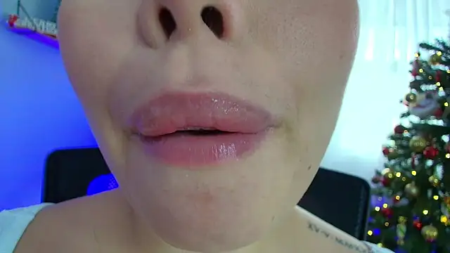 lisbet21x online show from 12-22-24, 07:52