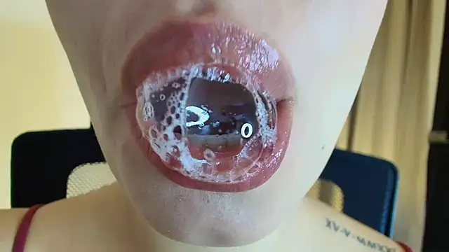 lisbet21x online show from 05-13-26, 10:17