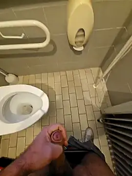 Dolceporco19 online show from 01-24-25, 04:17