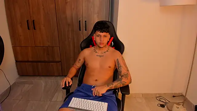 Jake simons online show from 09-27-25, 01:54