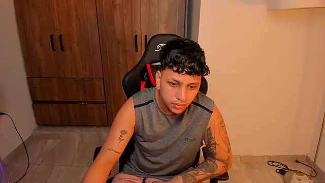 Jake simons online show from 10-01-25, 03:01