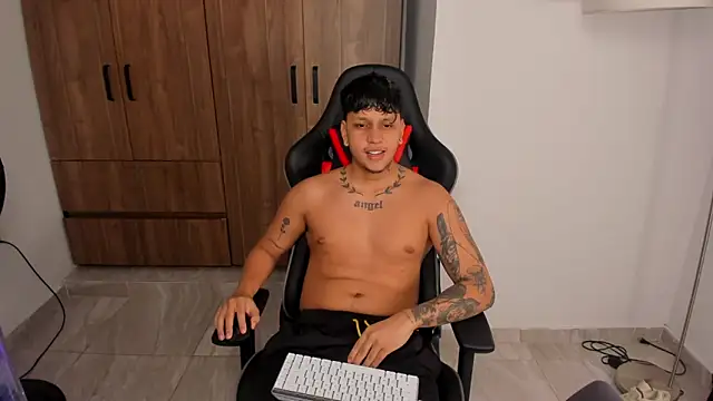 Jake simons online show from 10-04-25, 08:56