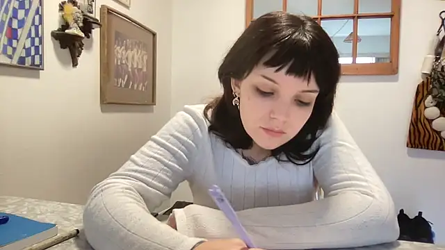 SweetMaisie online show from 10-21-25, 07:25