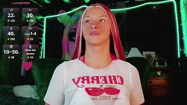 Summer XO online show from 04-06-26, 10:33