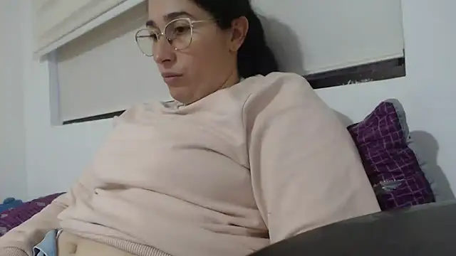 andreaisis2 online show from 02-13-25, 11:04