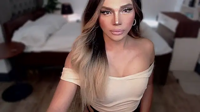 liaa lurrecams online show from 11-07-25, 06:46