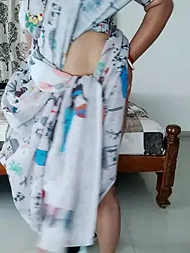 Indian desi wife online show from 06-11-26, 02:22