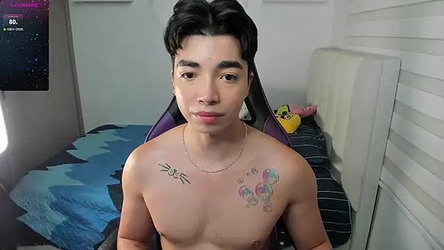 santy7v7 online show from 09-17-25, 01:24