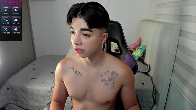 santy7v7 online show from 11-11-25, 01:33