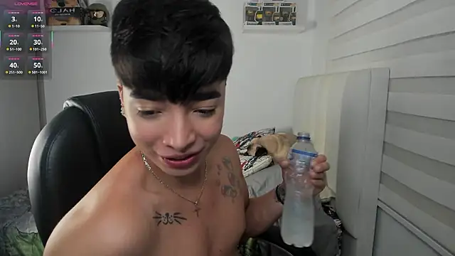 santy7v7 online show from 02-17-26, 01:40