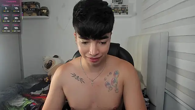 santy7v7 online show from 02-22-26, 01:42