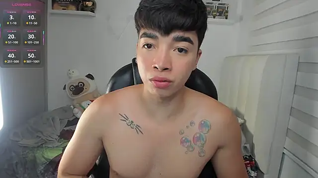 santy7v7 online show from 04-21-26, 01:39