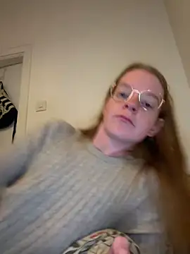Snapshot of jannis1992 chatting on 05-27-26, 01:57 jannis1992 online show from 05-27-26, 01:57