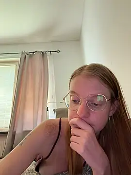 Snapshot of jannis1992 chatting on 06-06-26, 12:54 jannis1992 online show from 06-06-26, 12:54