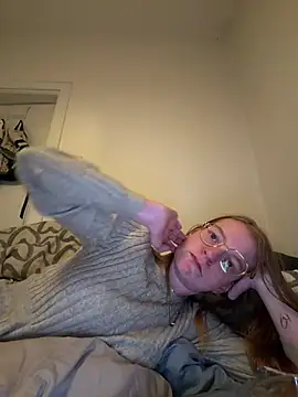 Snapshot of jannis1992 chatting on 06-18-26, 08:13 jannis1992 online show from 06-18-26, 08:13