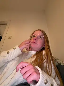 Snapshot of jannis1992 chatting on 06-24-26, 04:11 jannis1992 online show from 06-24-26, 04:11