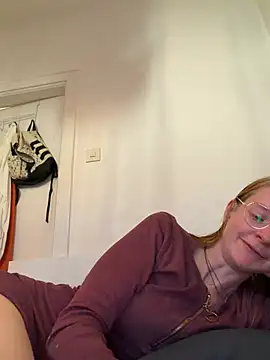 Snapshot of jannis1992 chatting on 06-24-26, 04:17 jannis1992 online show from 06-24-26, 04:17