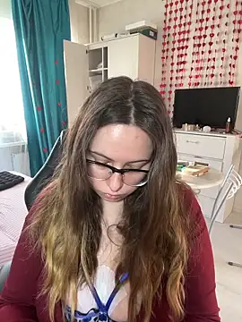 DienkaGreen online show from 02-15-26, 01:41