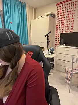 DienkaGreen online show from 03-06-26, 04:58