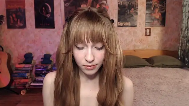 Friendly Ellie online show from 02-12-26, 01:17